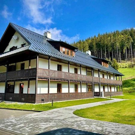 Apartmany Neta Velke Karlovice, Polansky Dvur Экстерьер фото