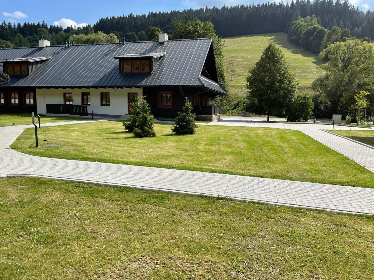 Apartmany Neta Velke Karlovice, Polansky Dvur Экстерьер фото